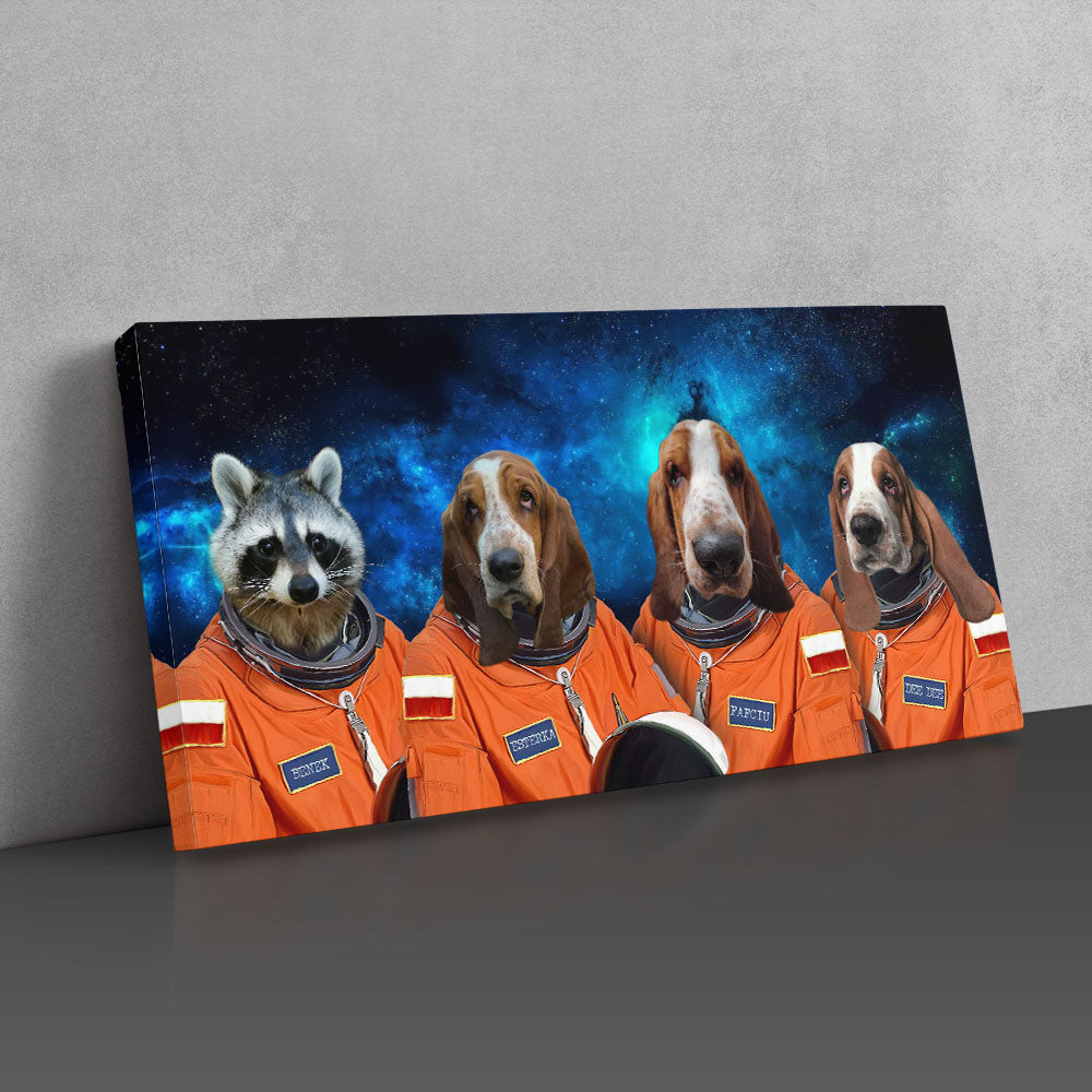 4 Astronautów